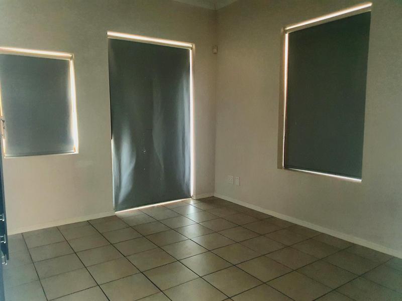 To Let 3 Bedroom Property for Rent in Woodstock Upper Western Cape